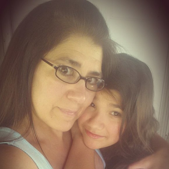 Meet your Posher, Traci - Picture 1 of 1